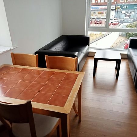 2 Bedroom, 2 Bathroom Apartment دبلن المظهر الخارجي الصورة